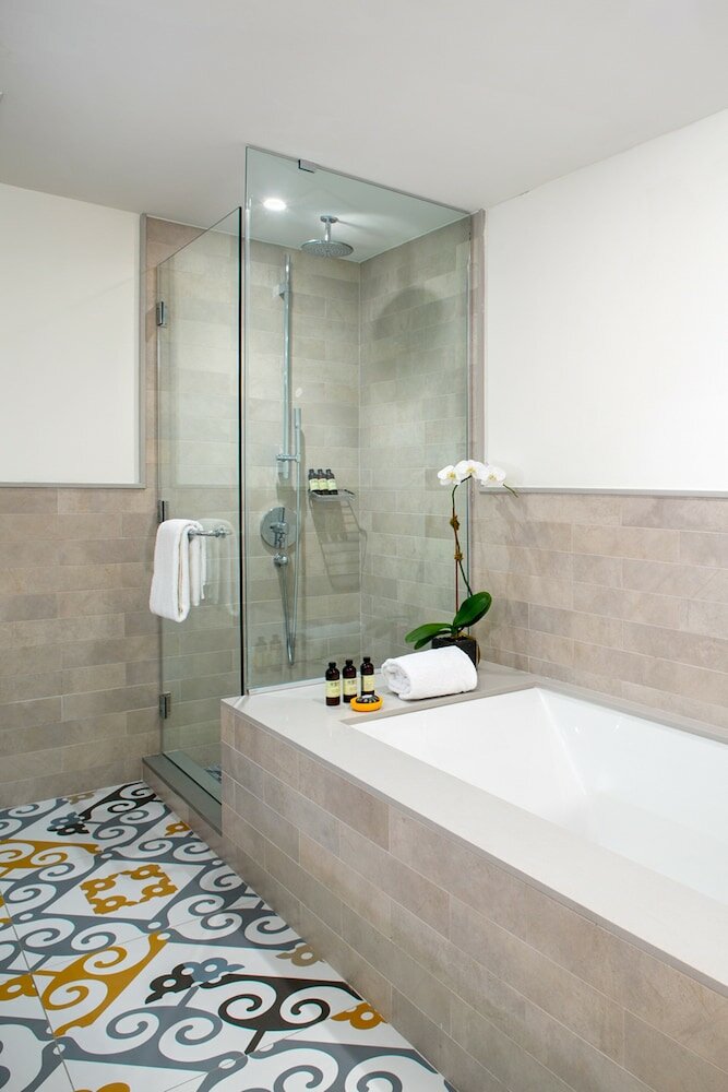 Suite, 1 King Bed, Tower (Freedom Tower View)