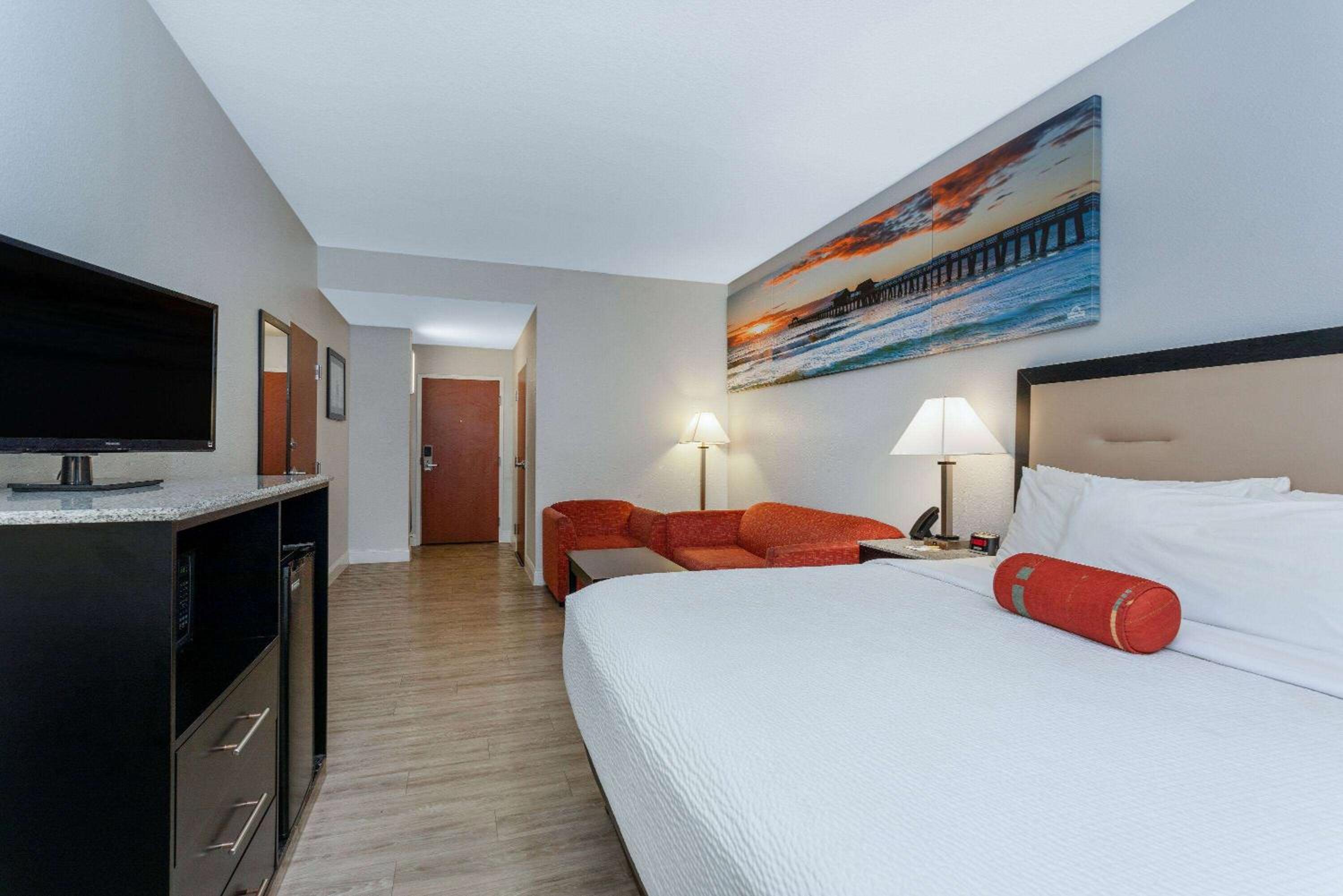 King Suite -  Non-Smoking