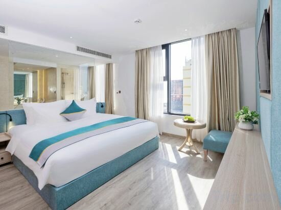 Premium Deluxe Double Partial Sea View Without Balcony