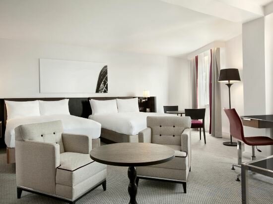 Deluxe Two Double Room