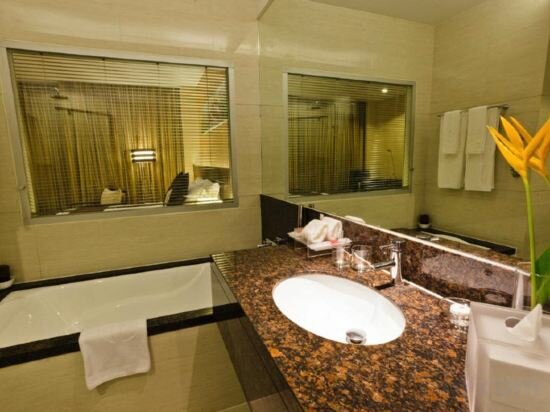 Executive King-1 King Bed