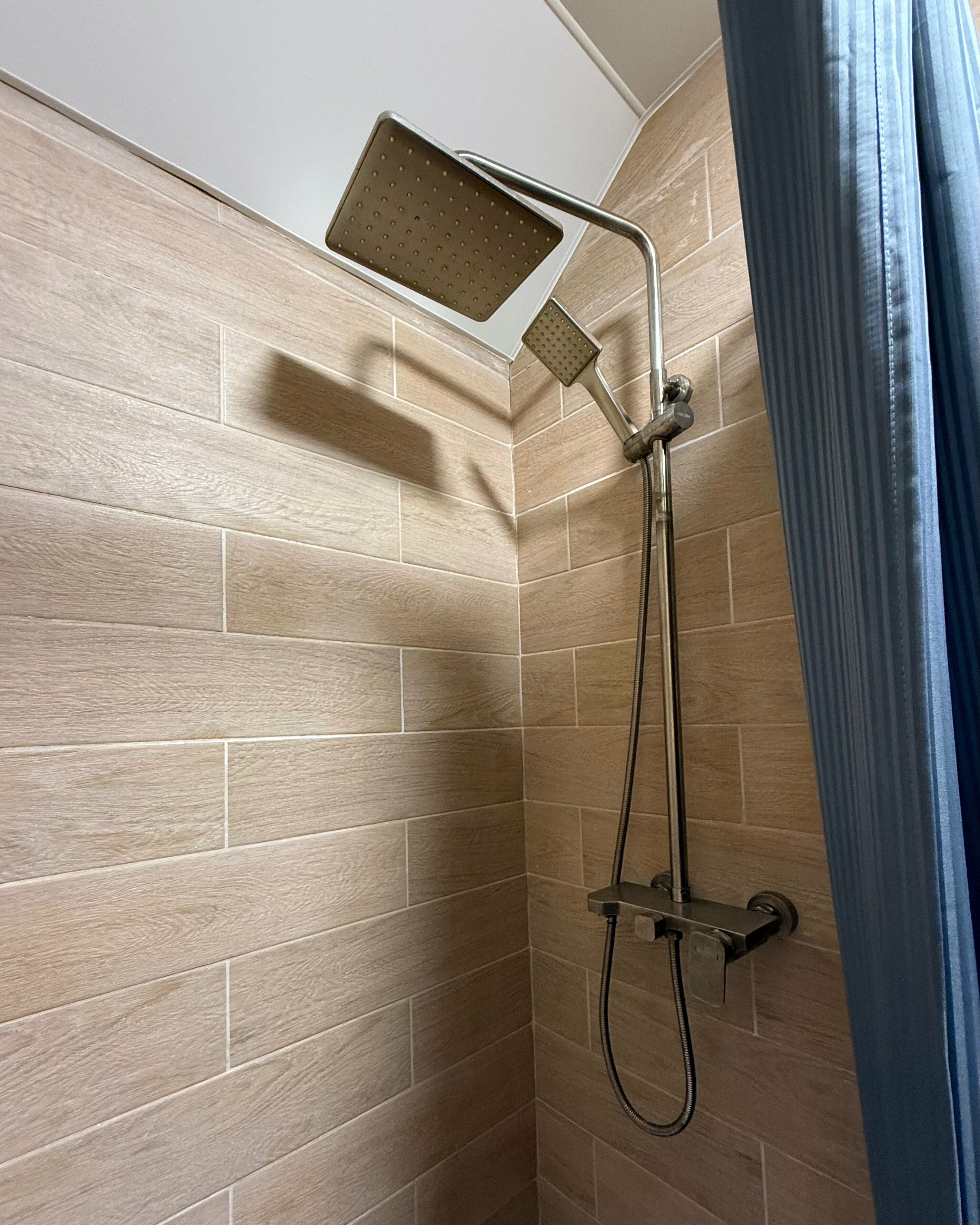 Улучшенный четырехместный номер