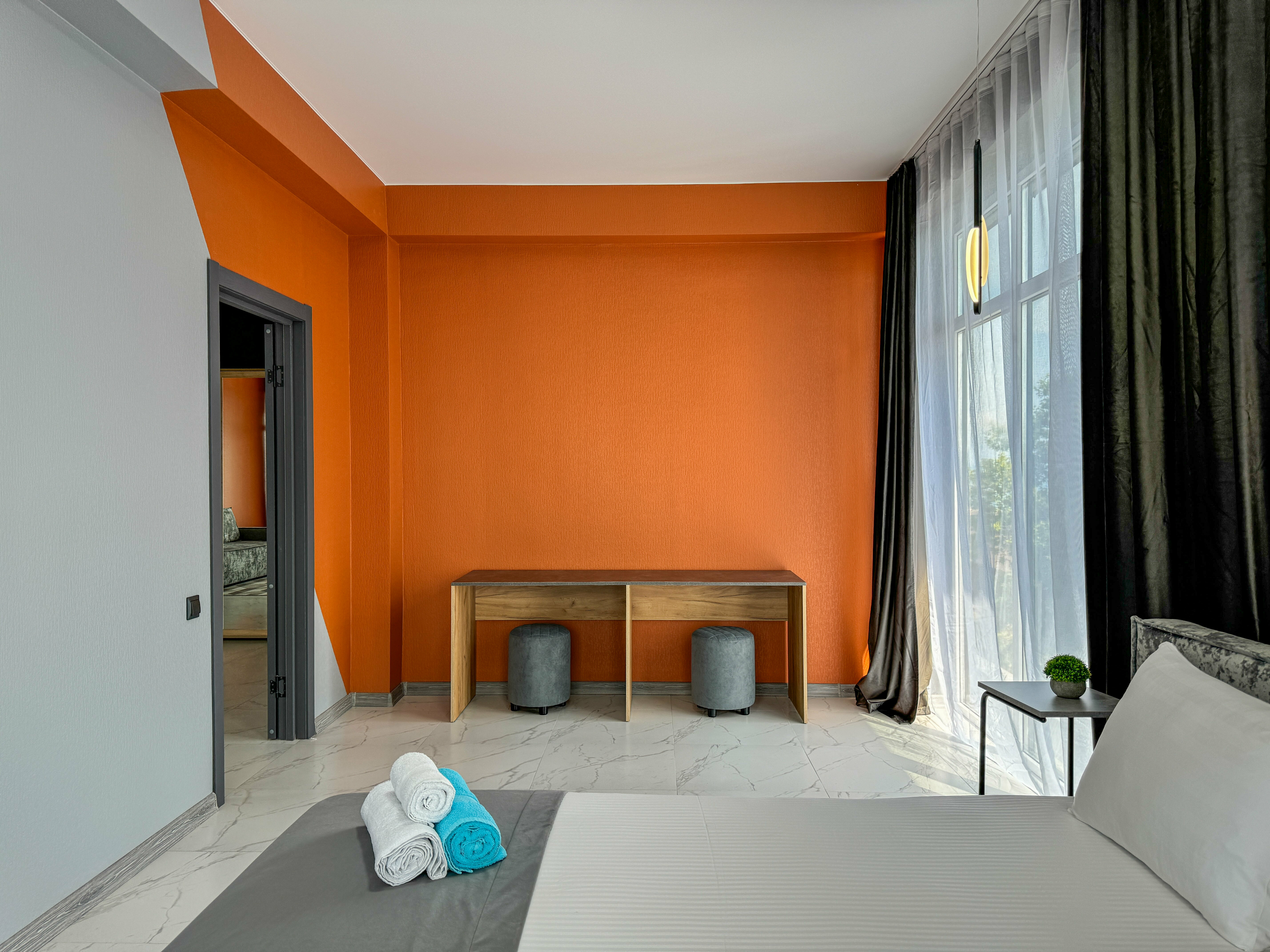 Улучшенный люкс