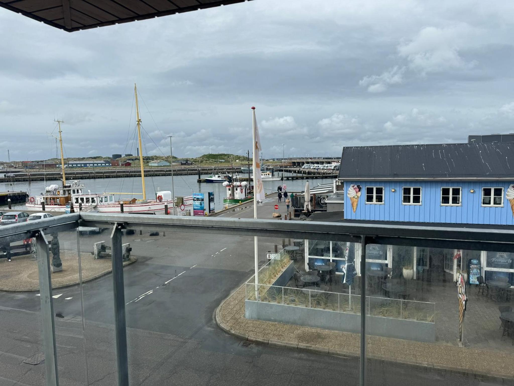 Two-Bedroom Deluxe Apartment with Harbor View