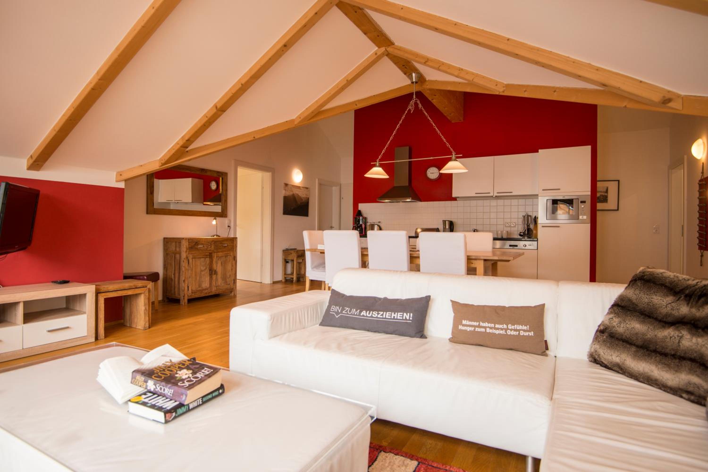 Four-Bedroom Apartment with Sofa Bed