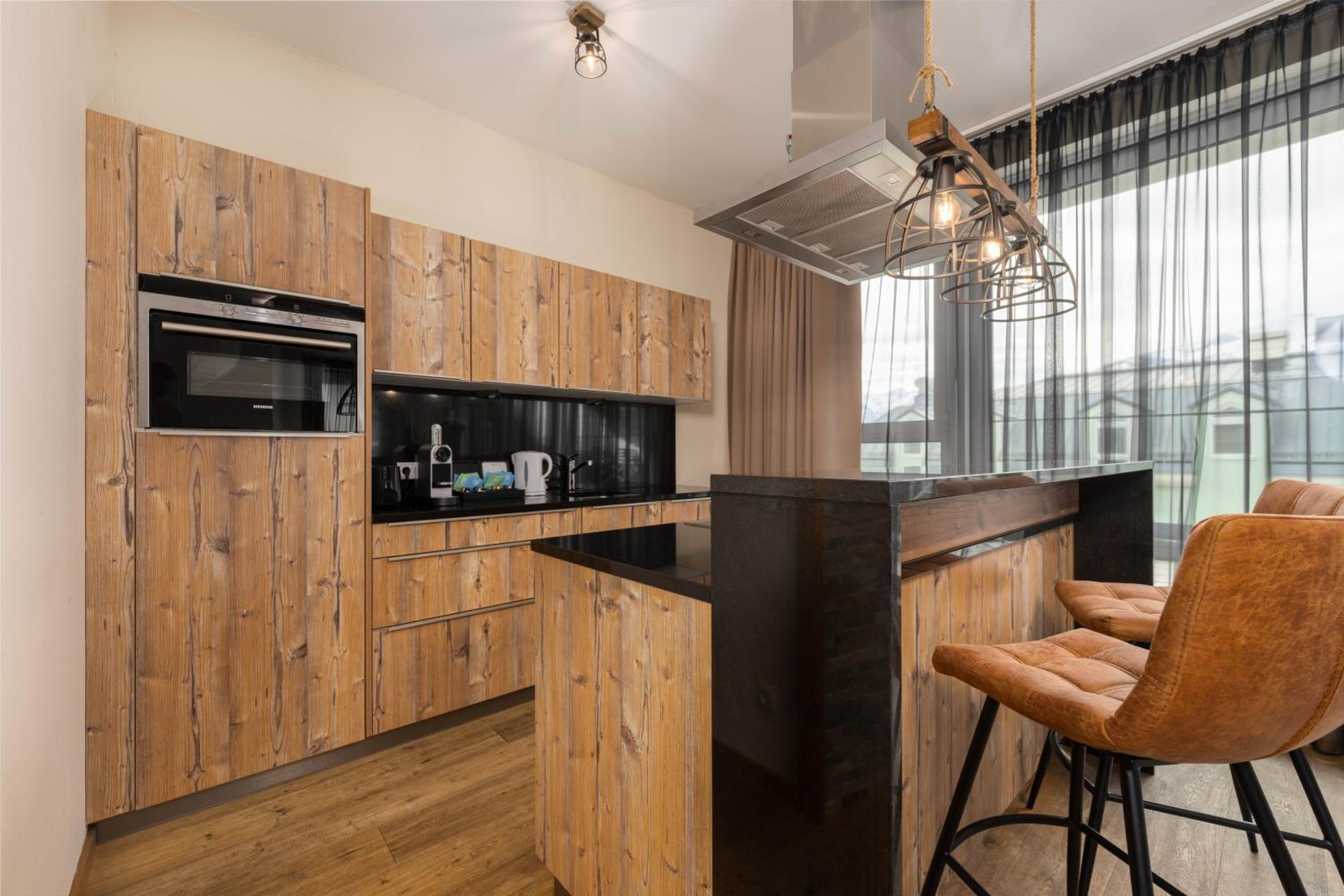 4 Bedroom Deluxe Penthouse 