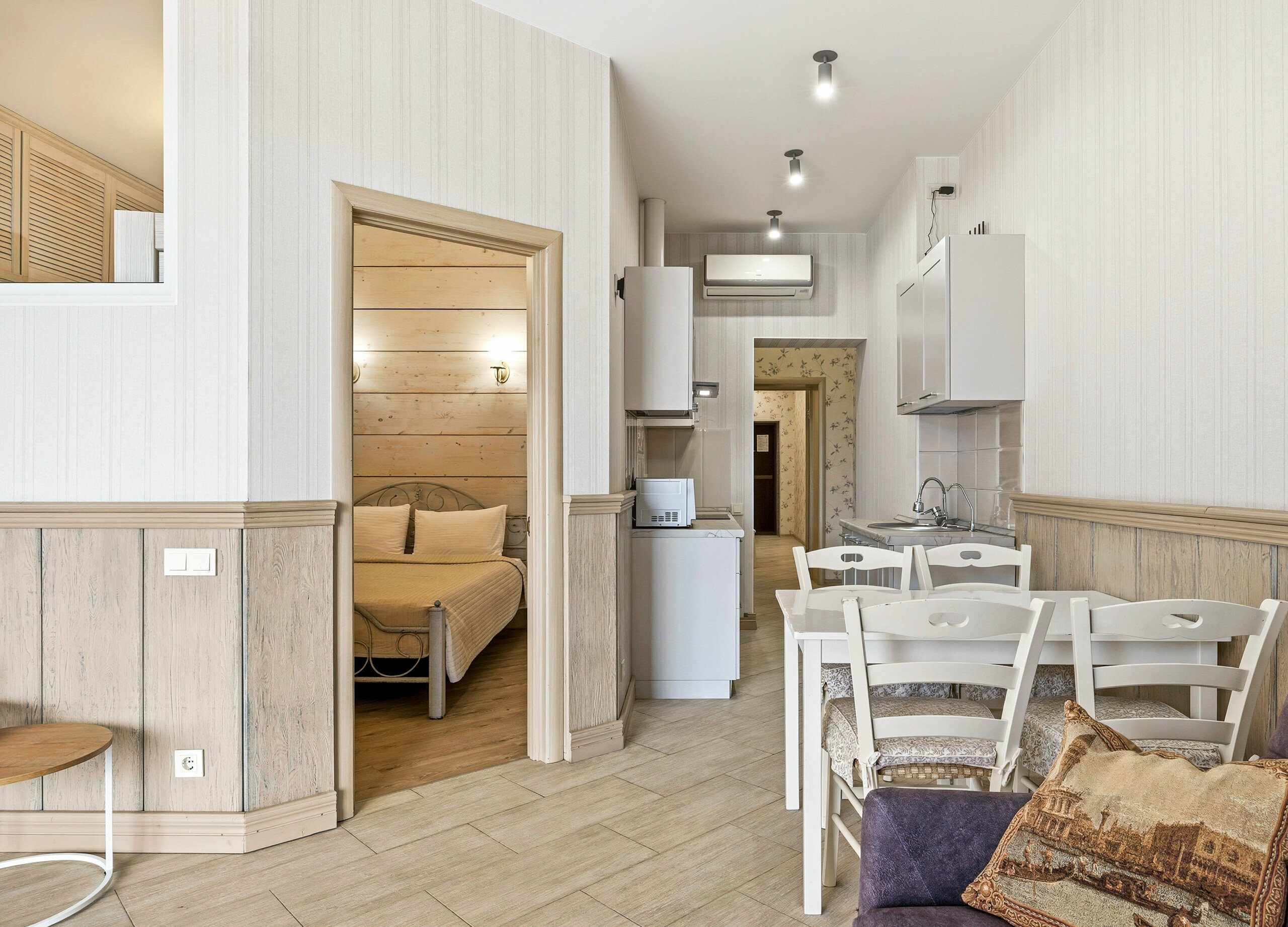 24 А Студия с балконом  видом на бассейн