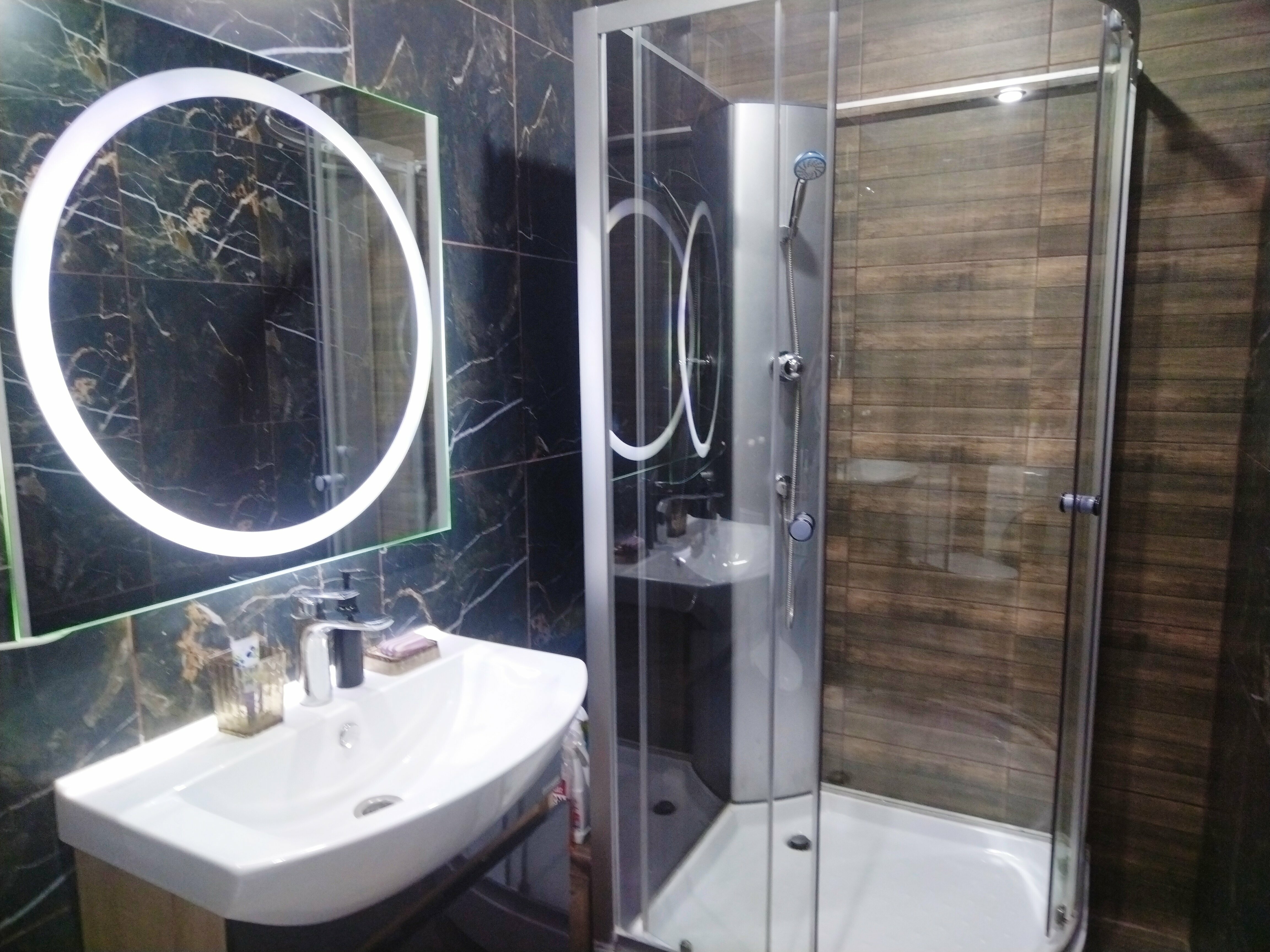 Трехместный номер с балконом