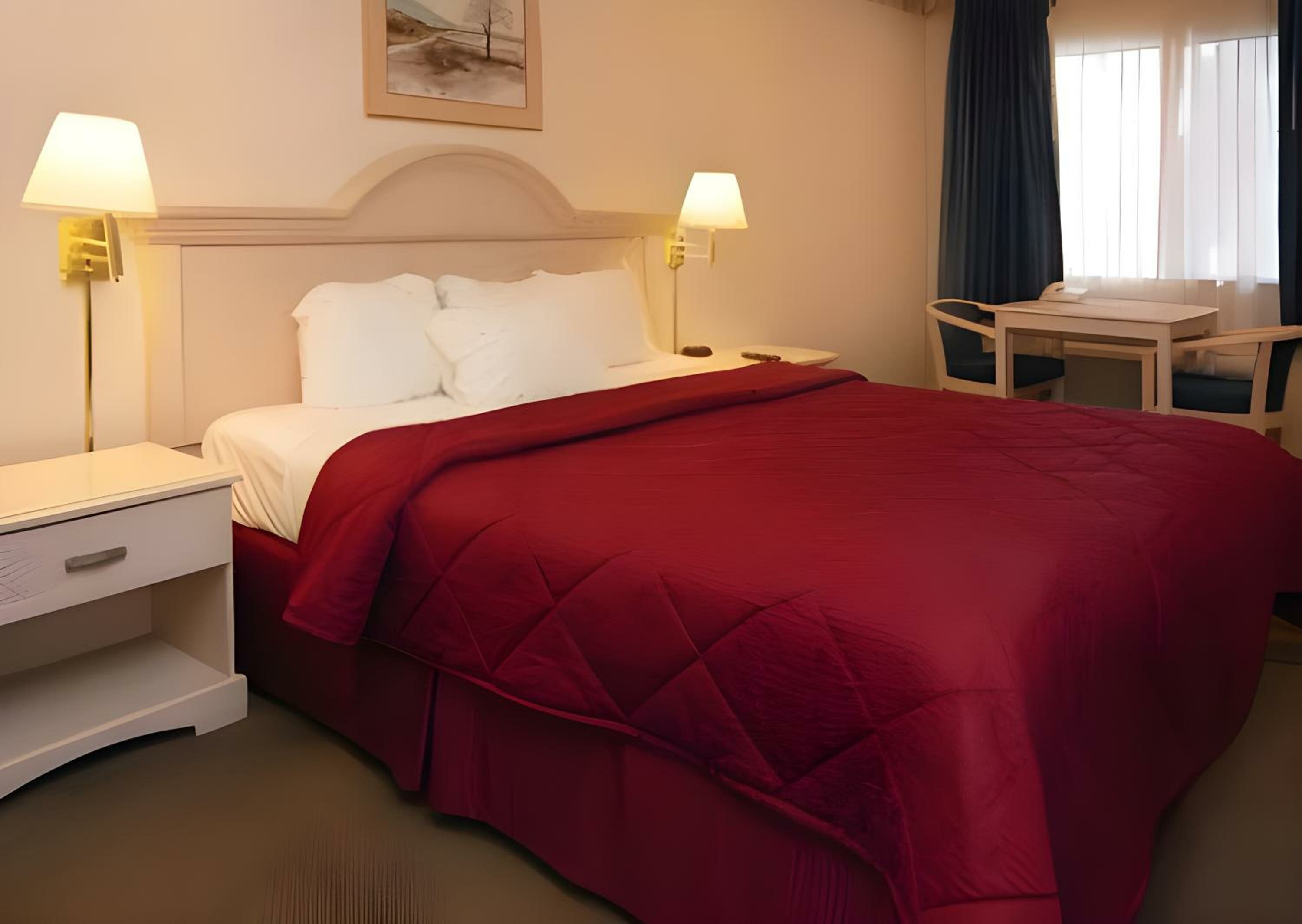 King Room - Mobility Access/Non-Smoking