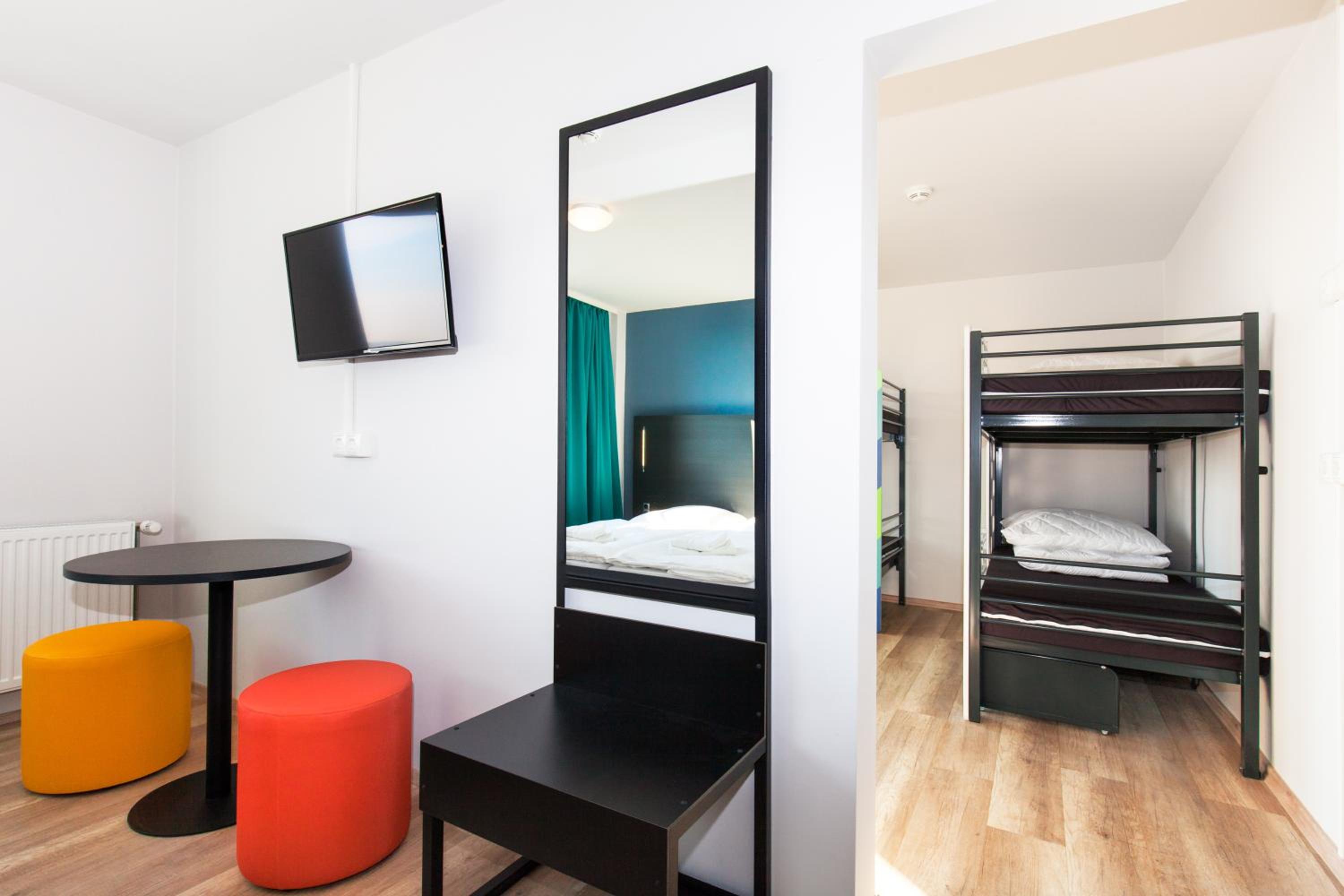 4-Bed Room ( Bunk Beds only) 