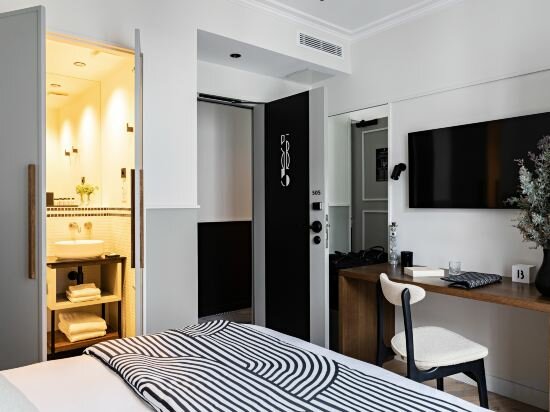Superior Queen Room