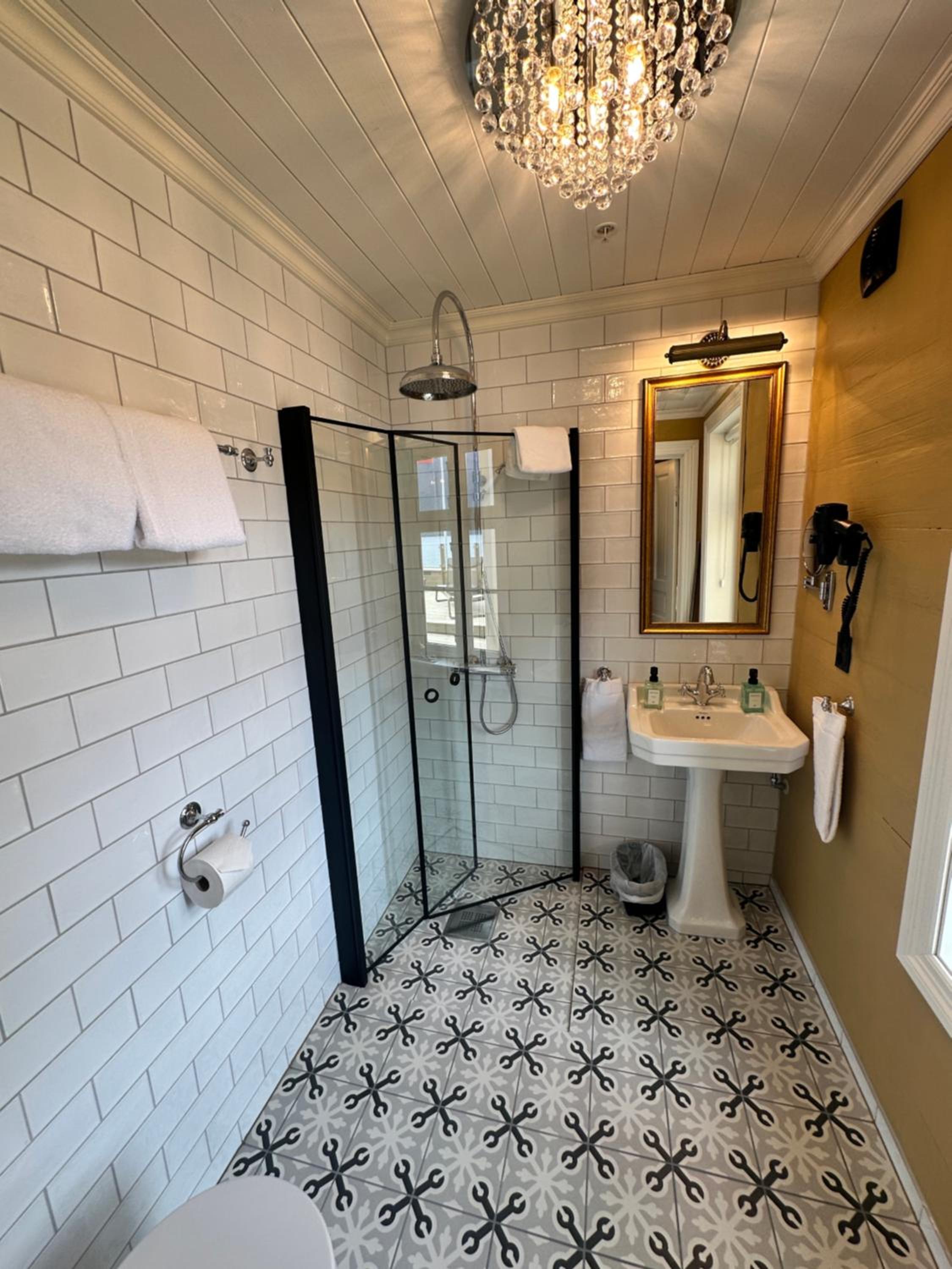 Historic Deluxe Room with Balcony and Fjord View