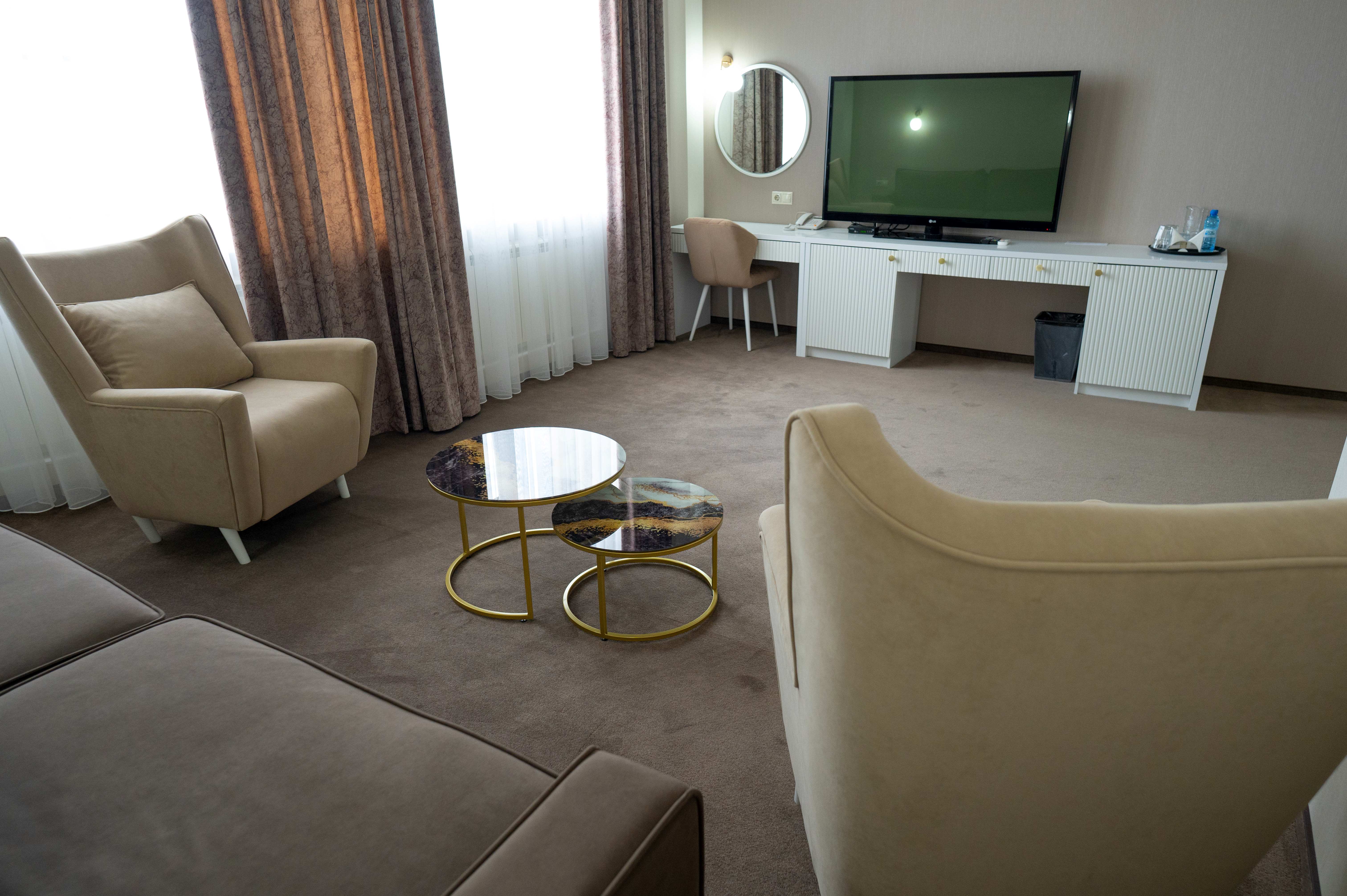 Люкс с 1 спальней