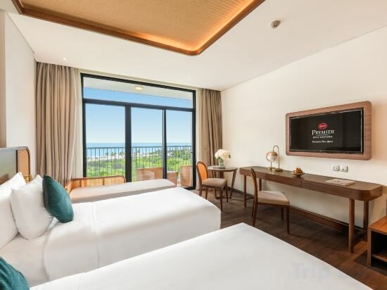 Premier Deluxe Twin Sea View