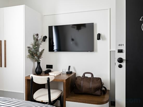 Family Room With Connection Rooms