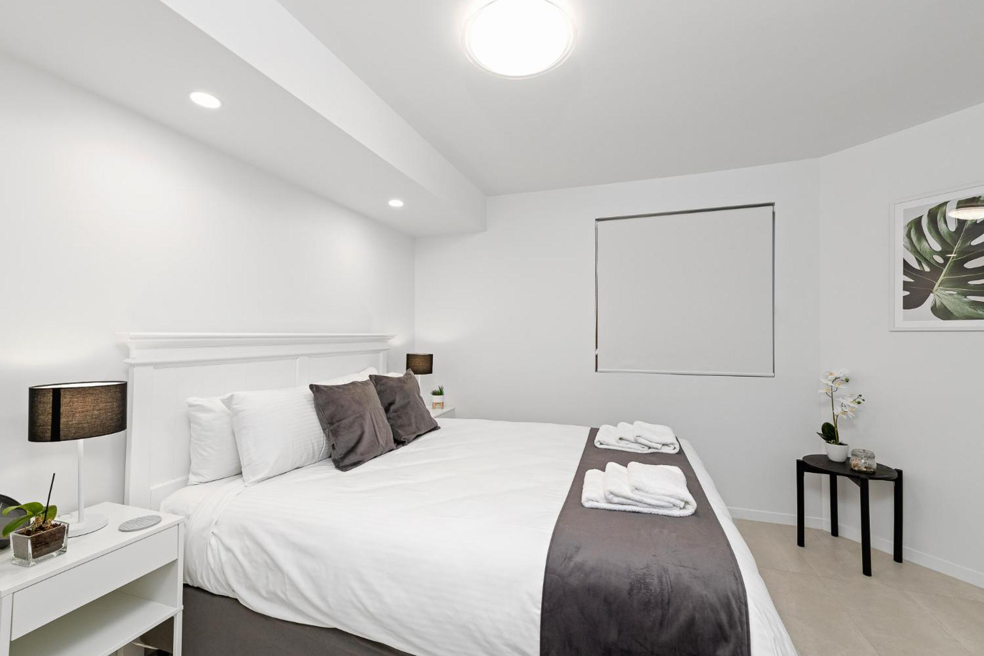 Four Bedroom Deluxe Apartment with Ocean View