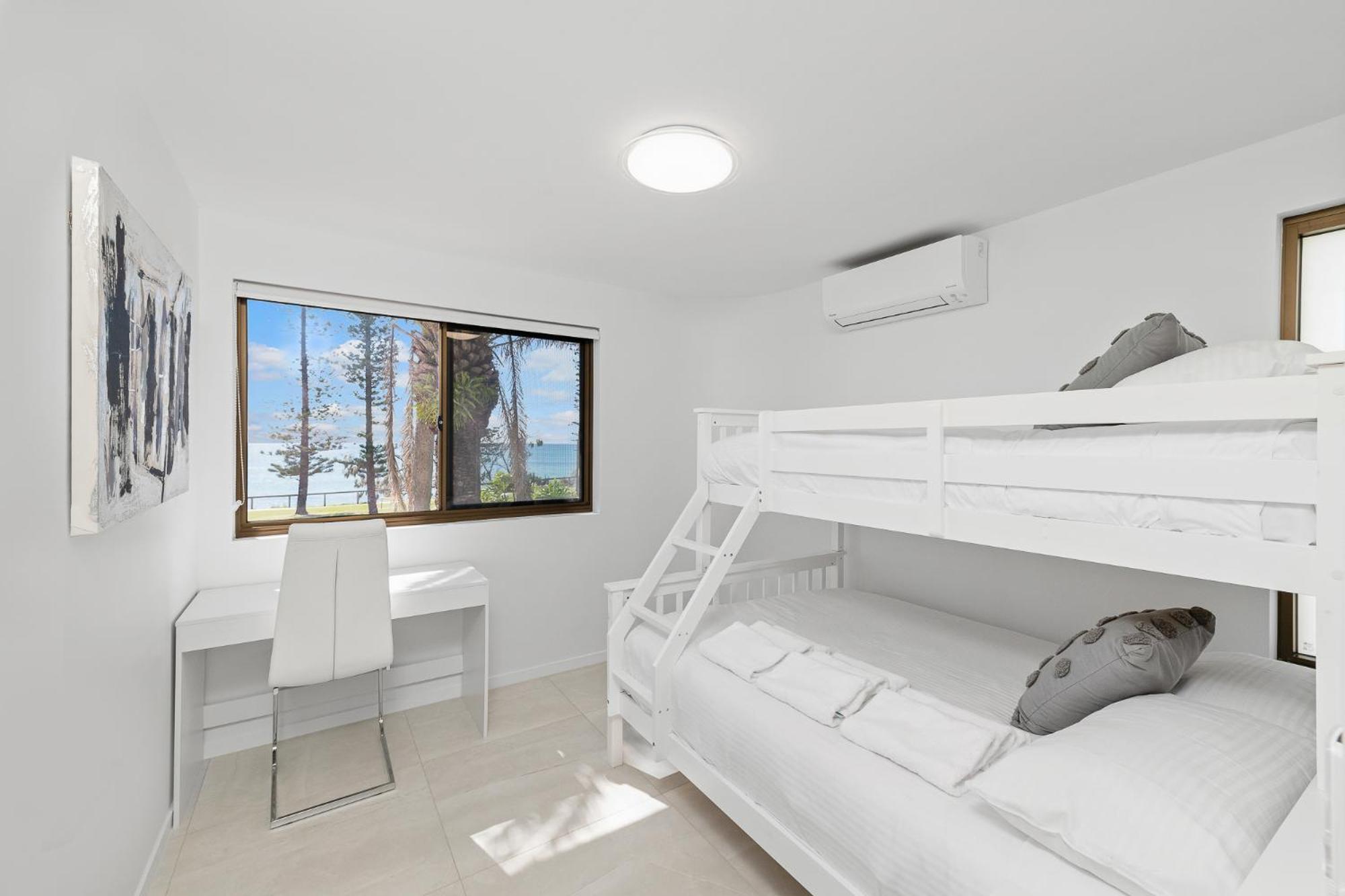 Four Bedroom Deluxe Apartment with Ocean View