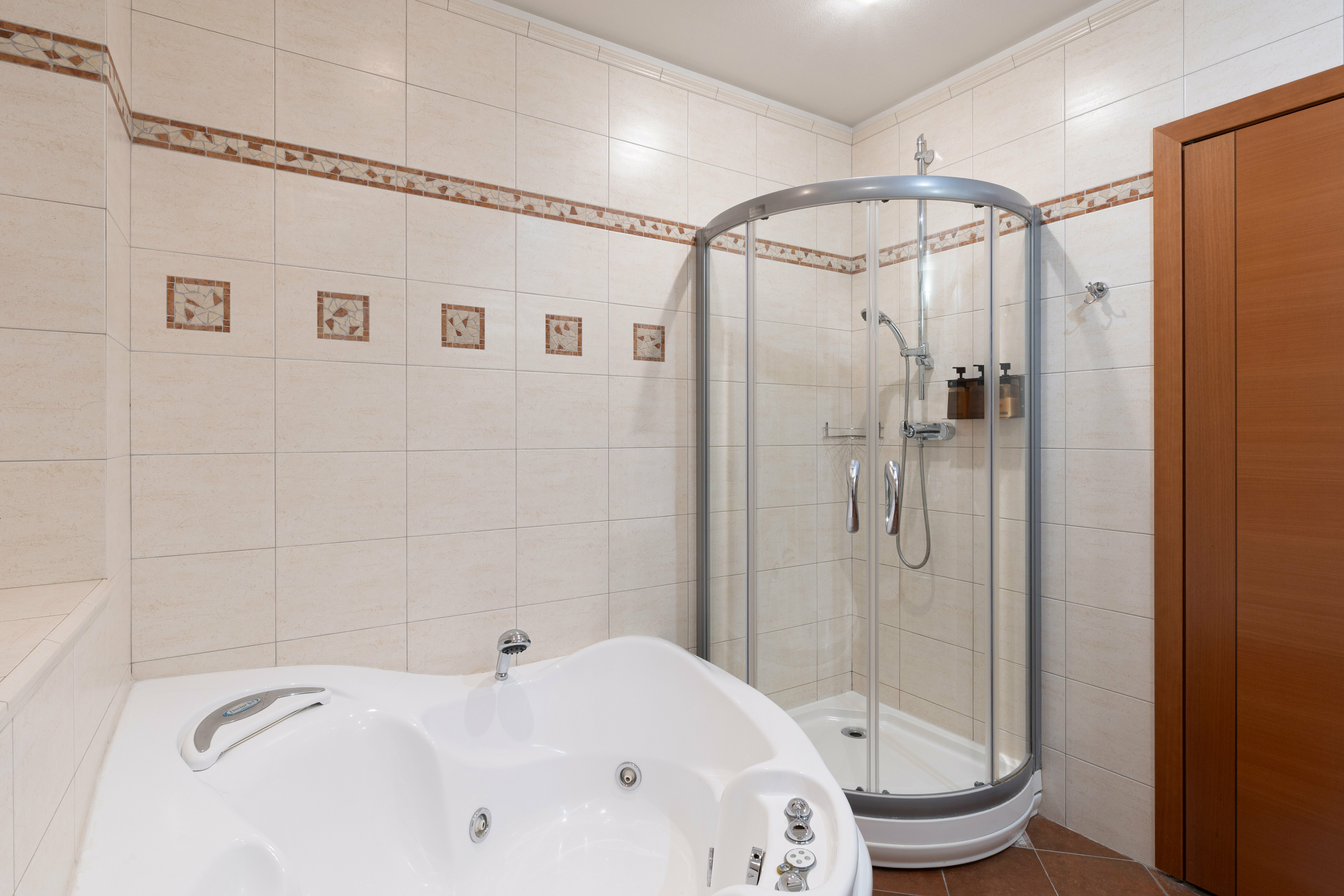 Номер Делюкс