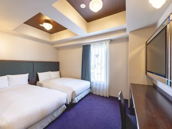 Premier Twin Room