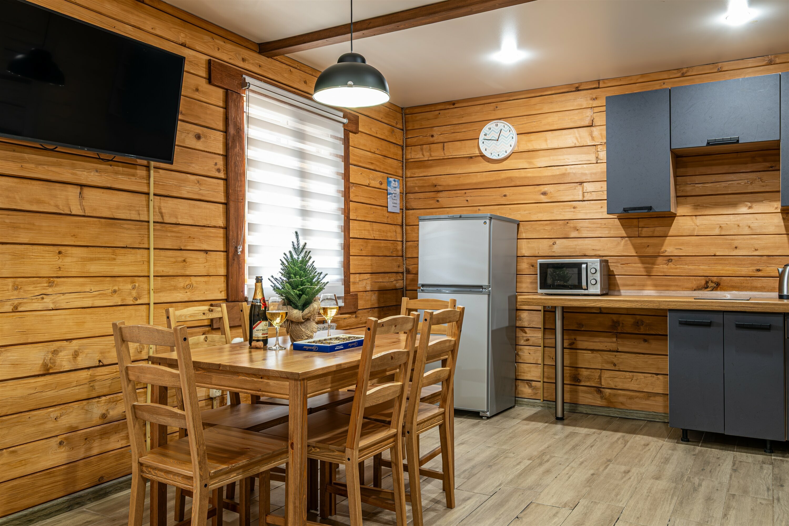 Номер 7 - 6-ти местный