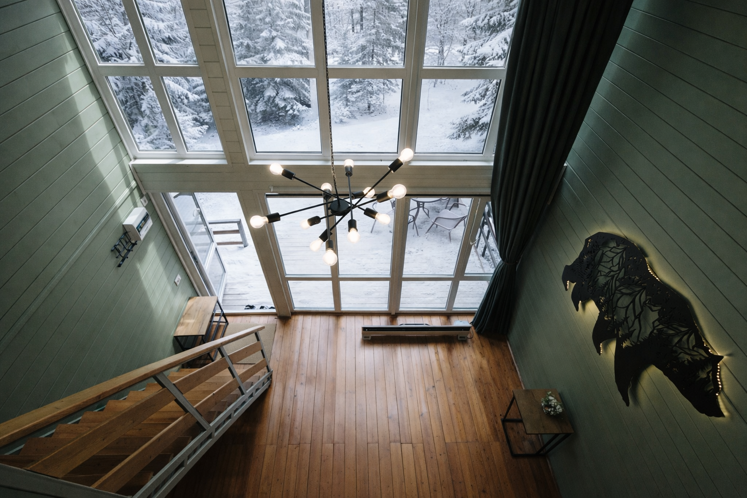 Дом с видом на лес