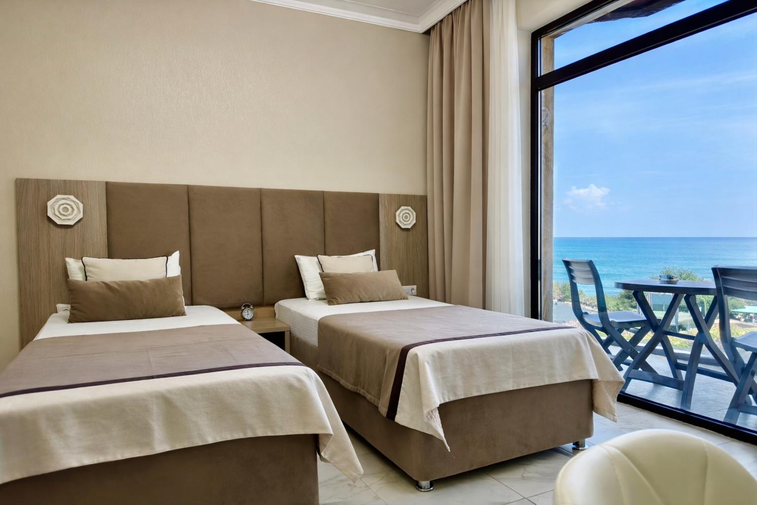 Superior с балконом и видом на море "OkoloMorya"