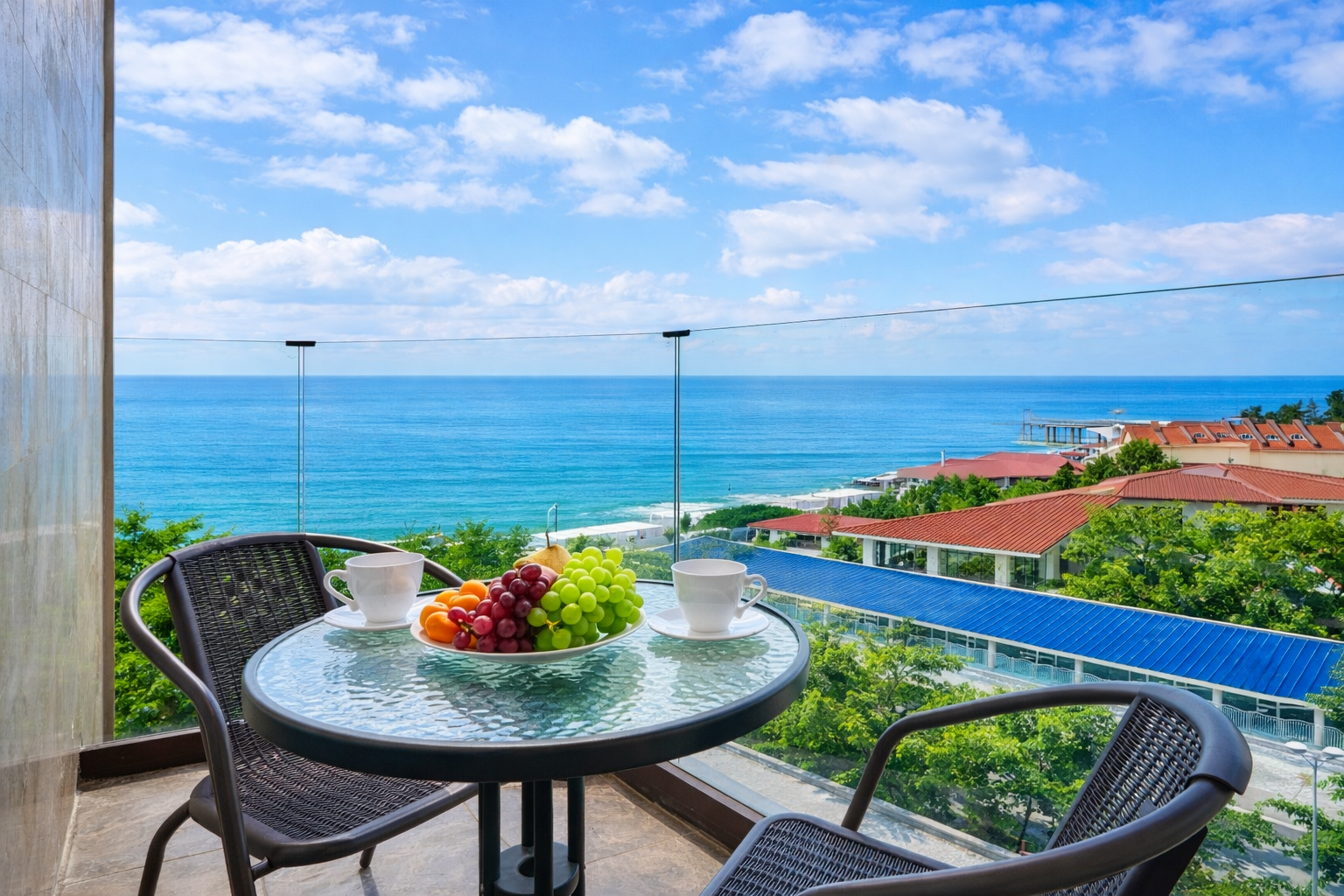 Superior с балконом и видом на море "OkoloMorya"