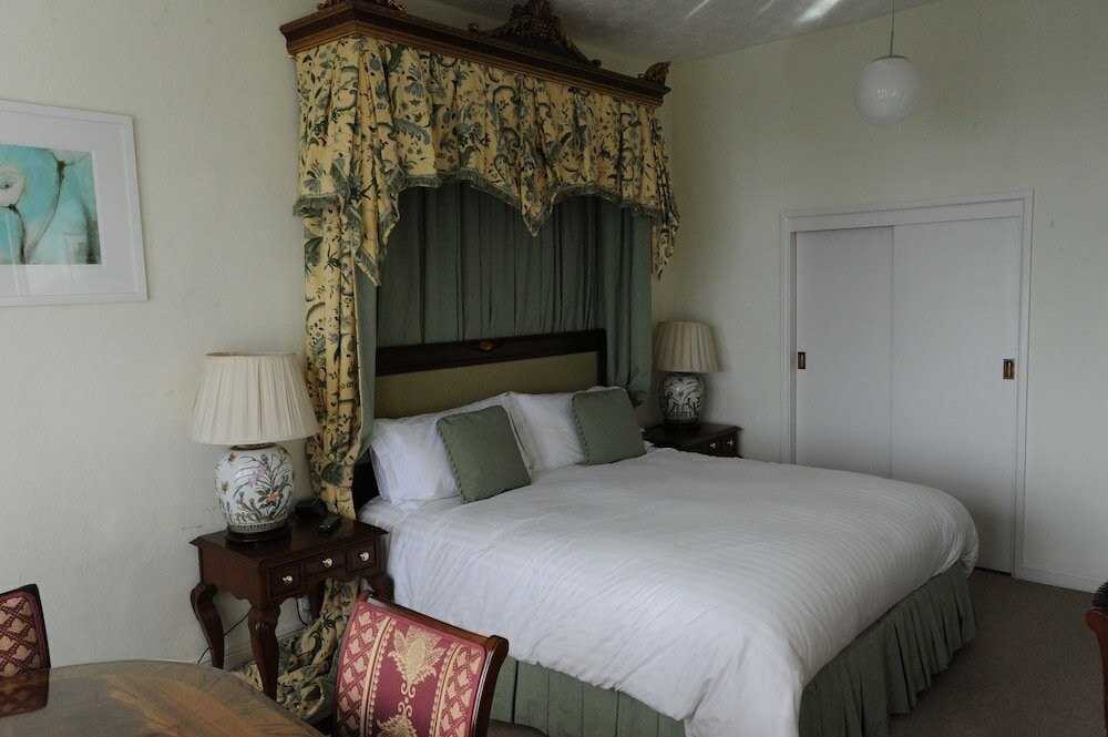 Superior Double Room, Ensuite, Sea View (with bath or shower)