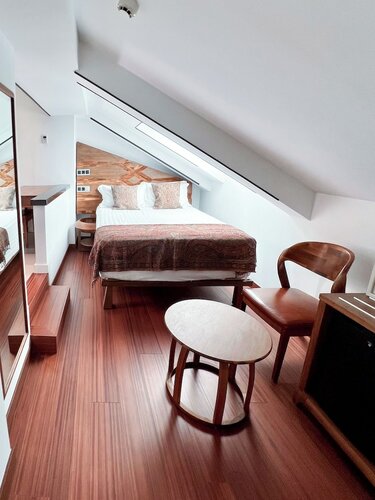 Classic Single Room (Economy) в Anahita Boutique Hotel