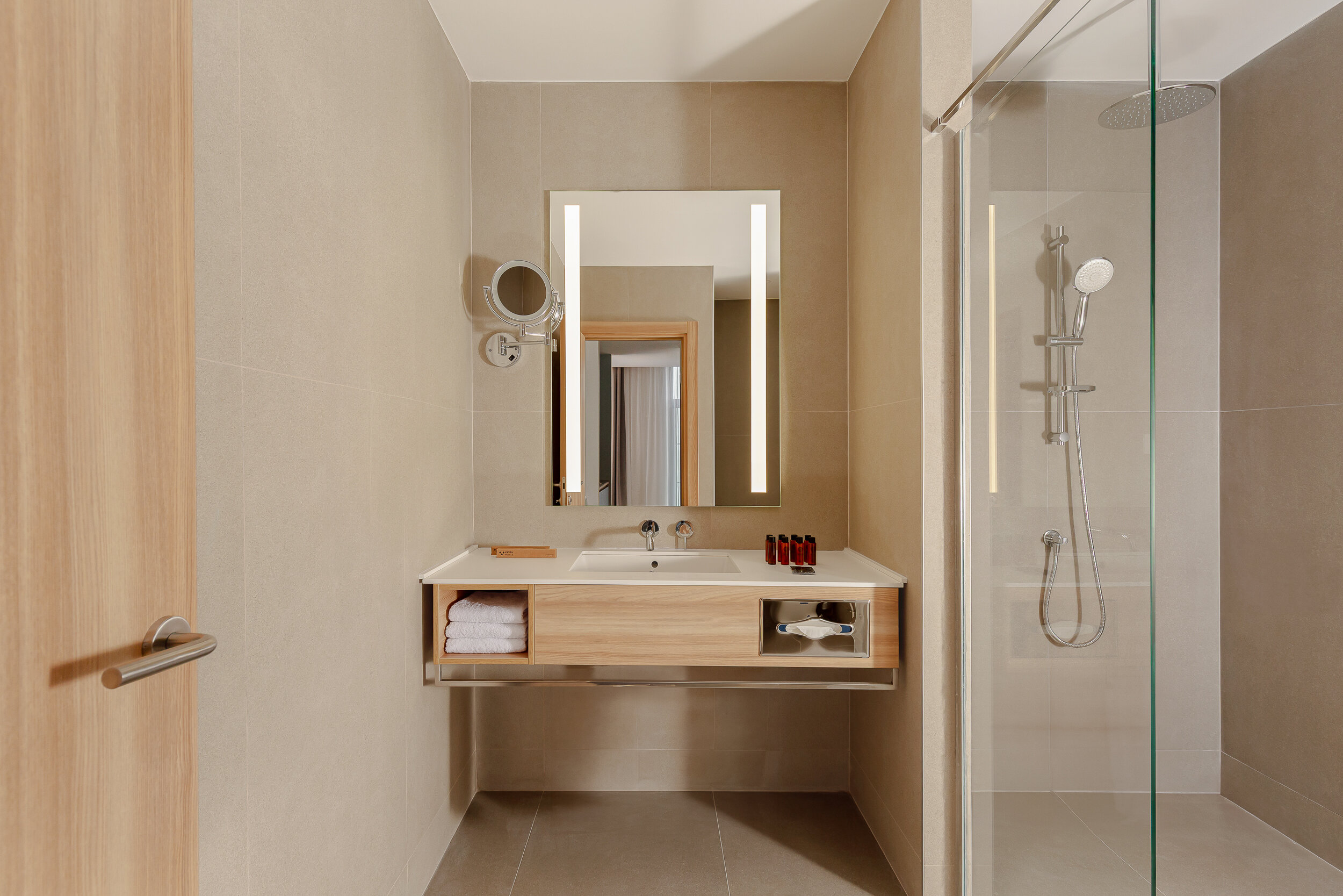 Люкс с видом на бухту