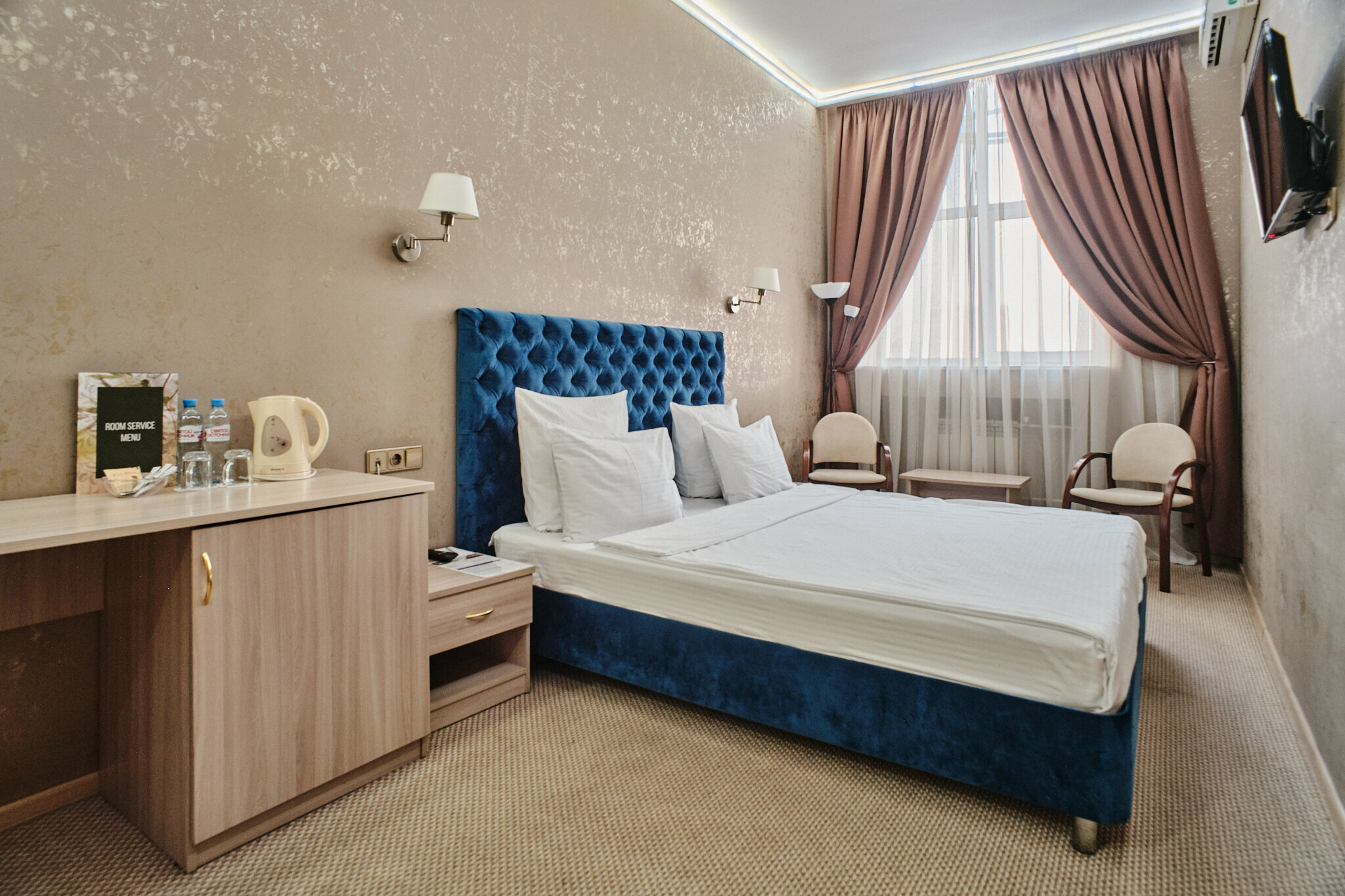 Стандарт двухместный с одной большой кроватью