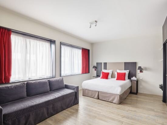 Superior Studio Apartment