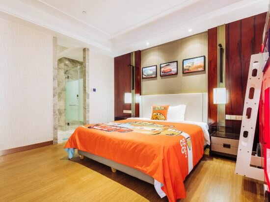 Family Room (Cars)