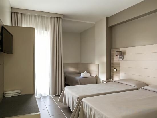 Comfort Triple Room With Balcony