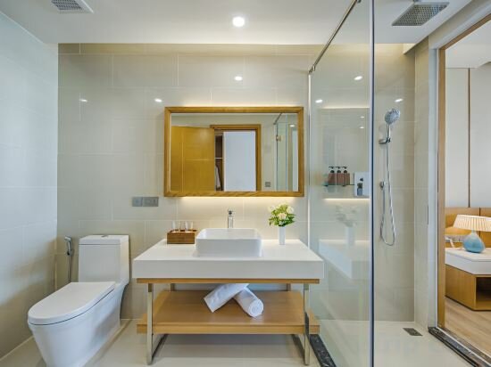 Premier Twin Suite Partial Ocean With Balcony - Daily High Tea Inclusive