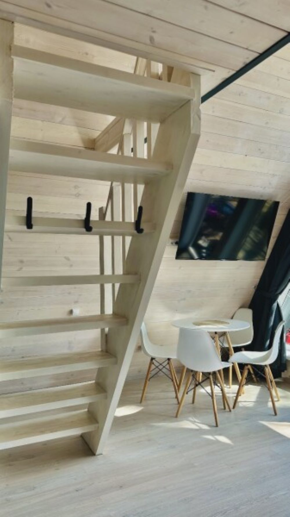 А-фрейм (с видом на лес)