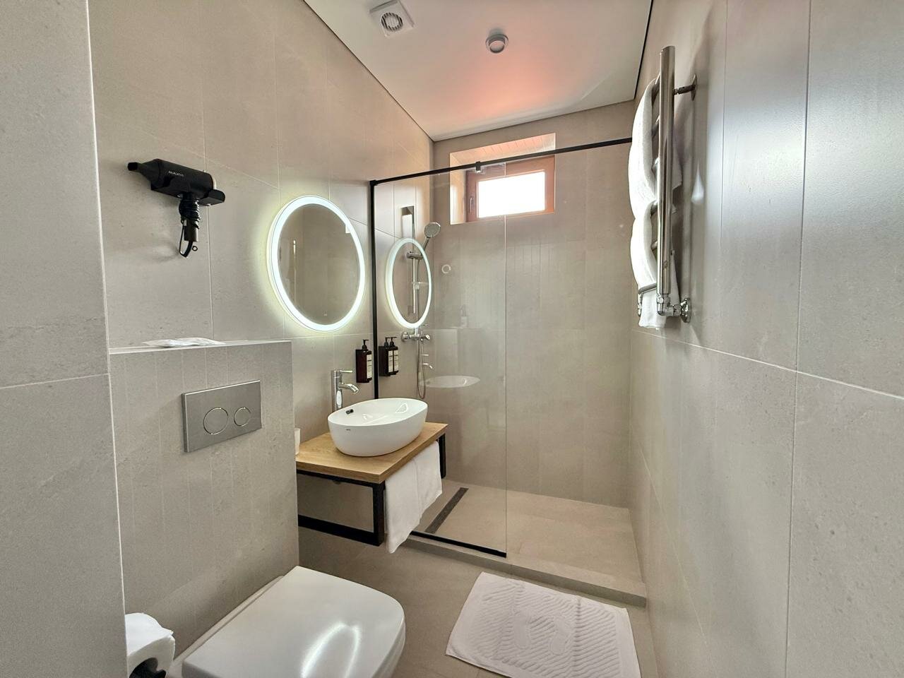 Двухместный номер с 2 двуспальными кроватями