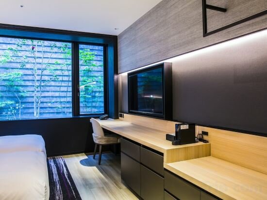 Deluxe Twin, 2 Twin Beds, Bathtub