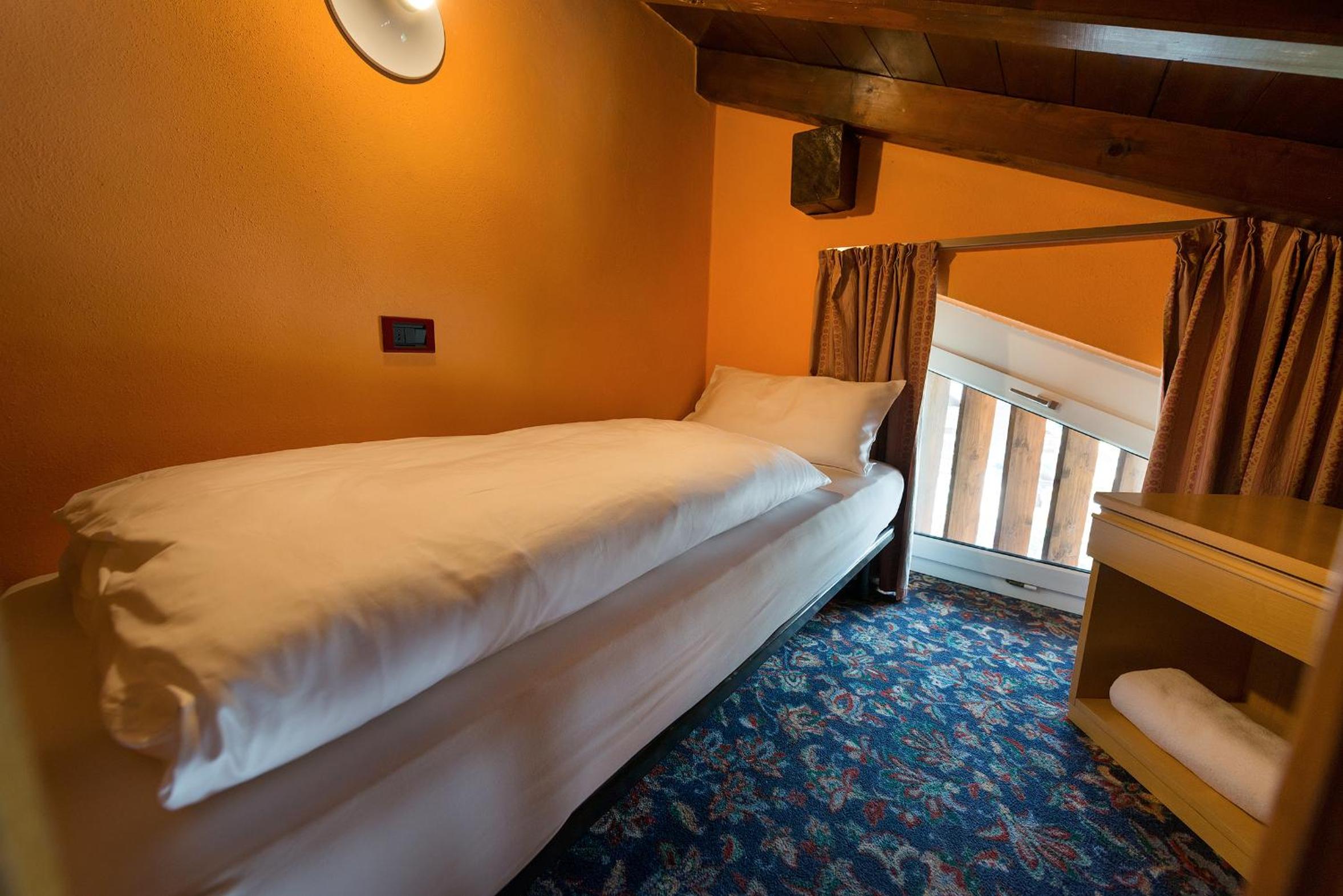 Triple Room - Split Level