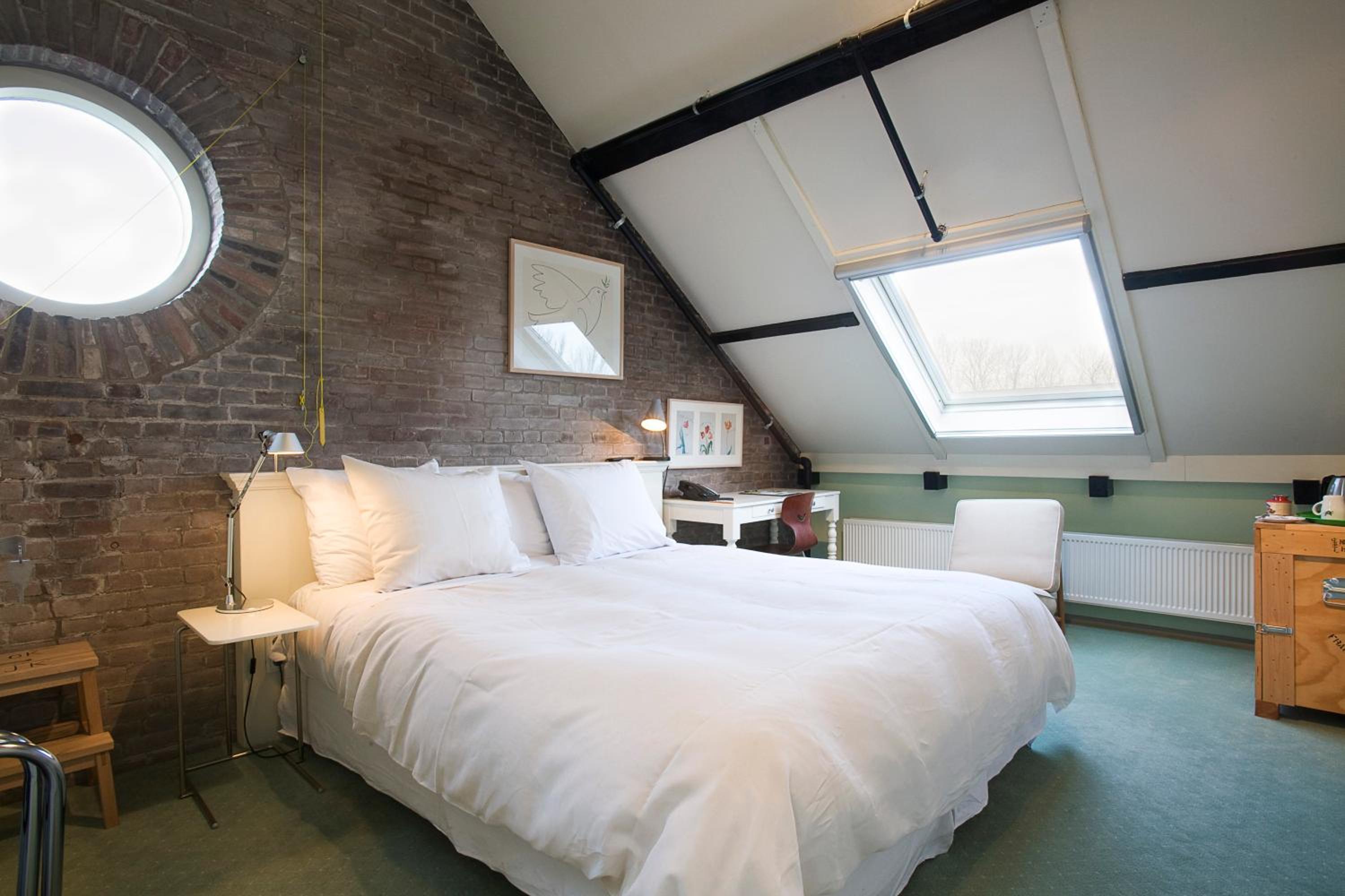 Double Room with Shower - Attic