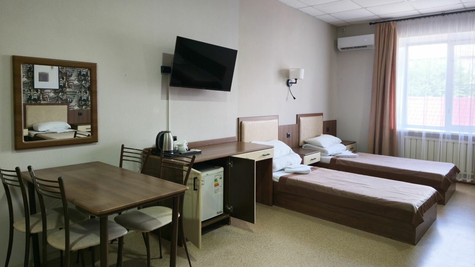 Кровать в общем 6-местном номере