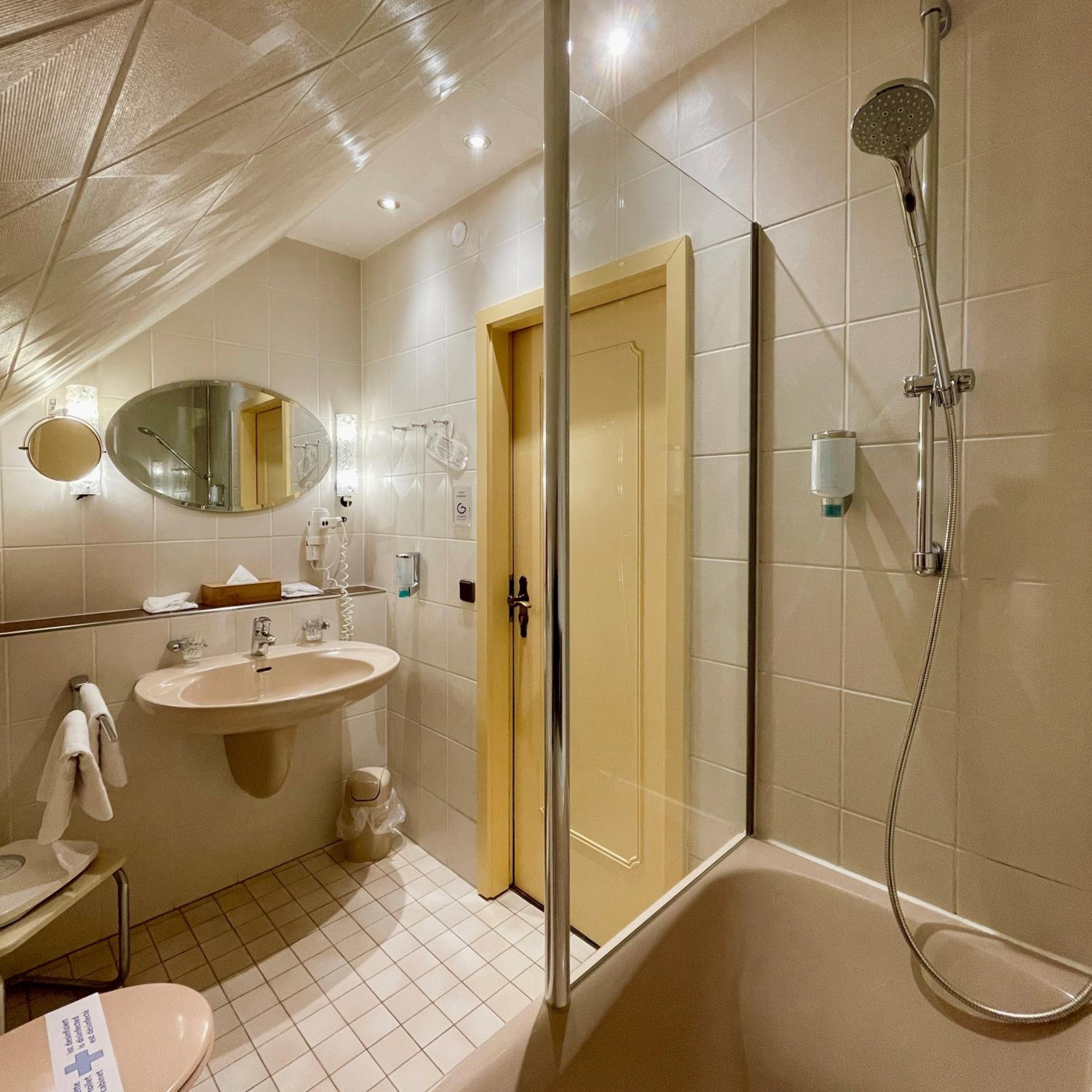 Junior Suite with Balcony