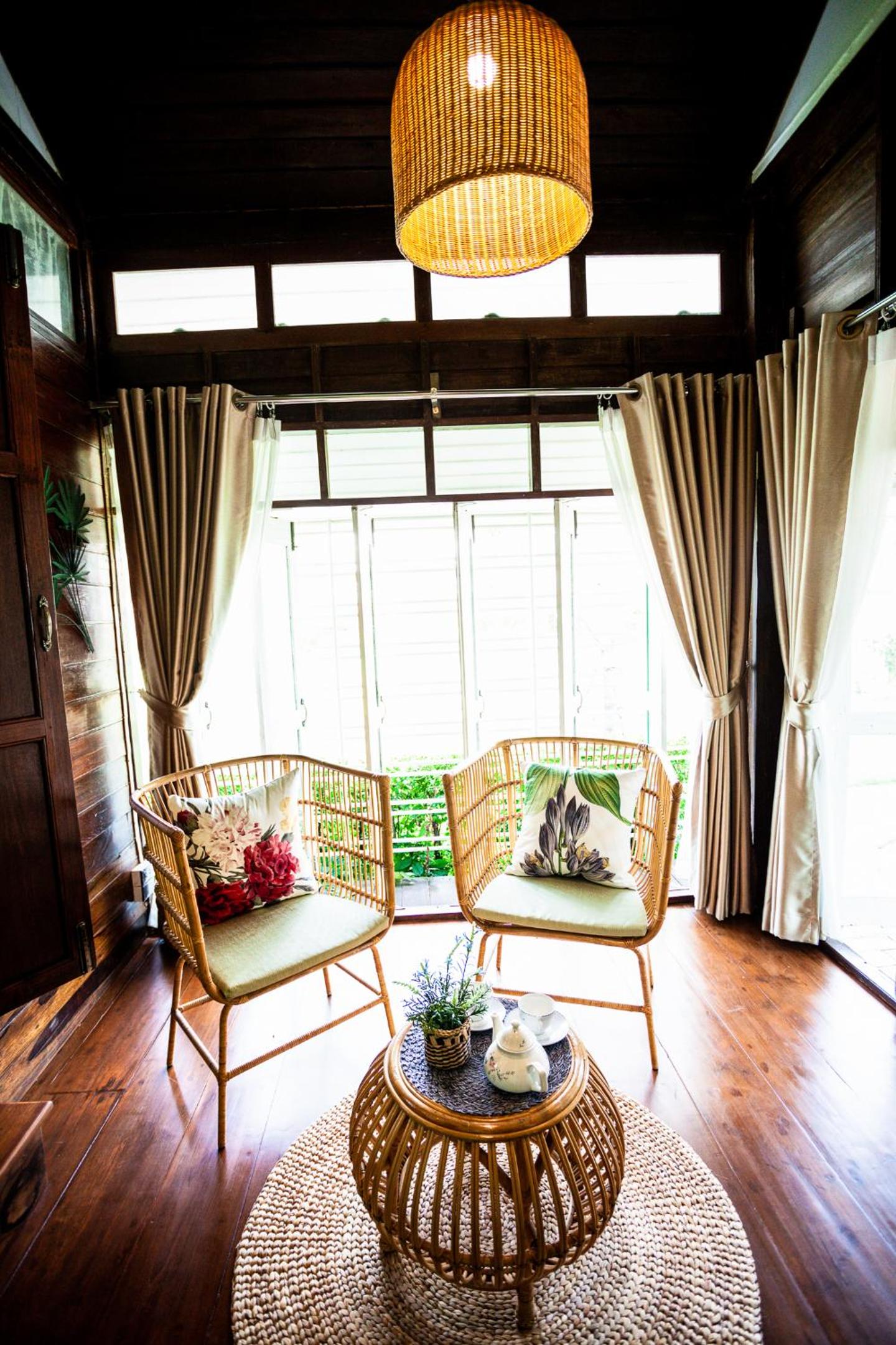 Deluxe King Suite