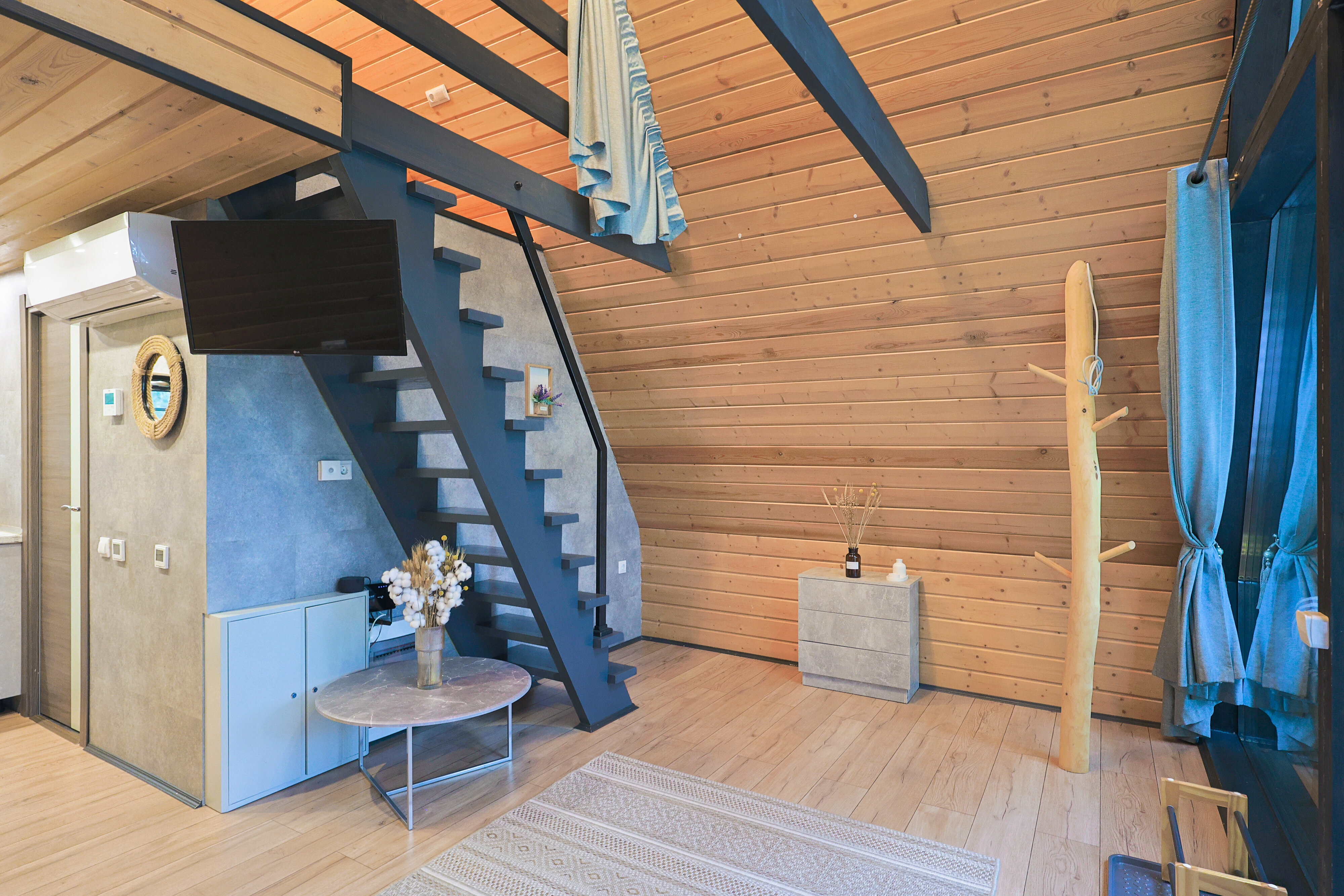 Коттедж с видом на озеро