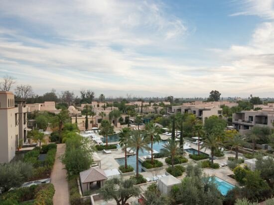 Suite With Terrace And Pool View