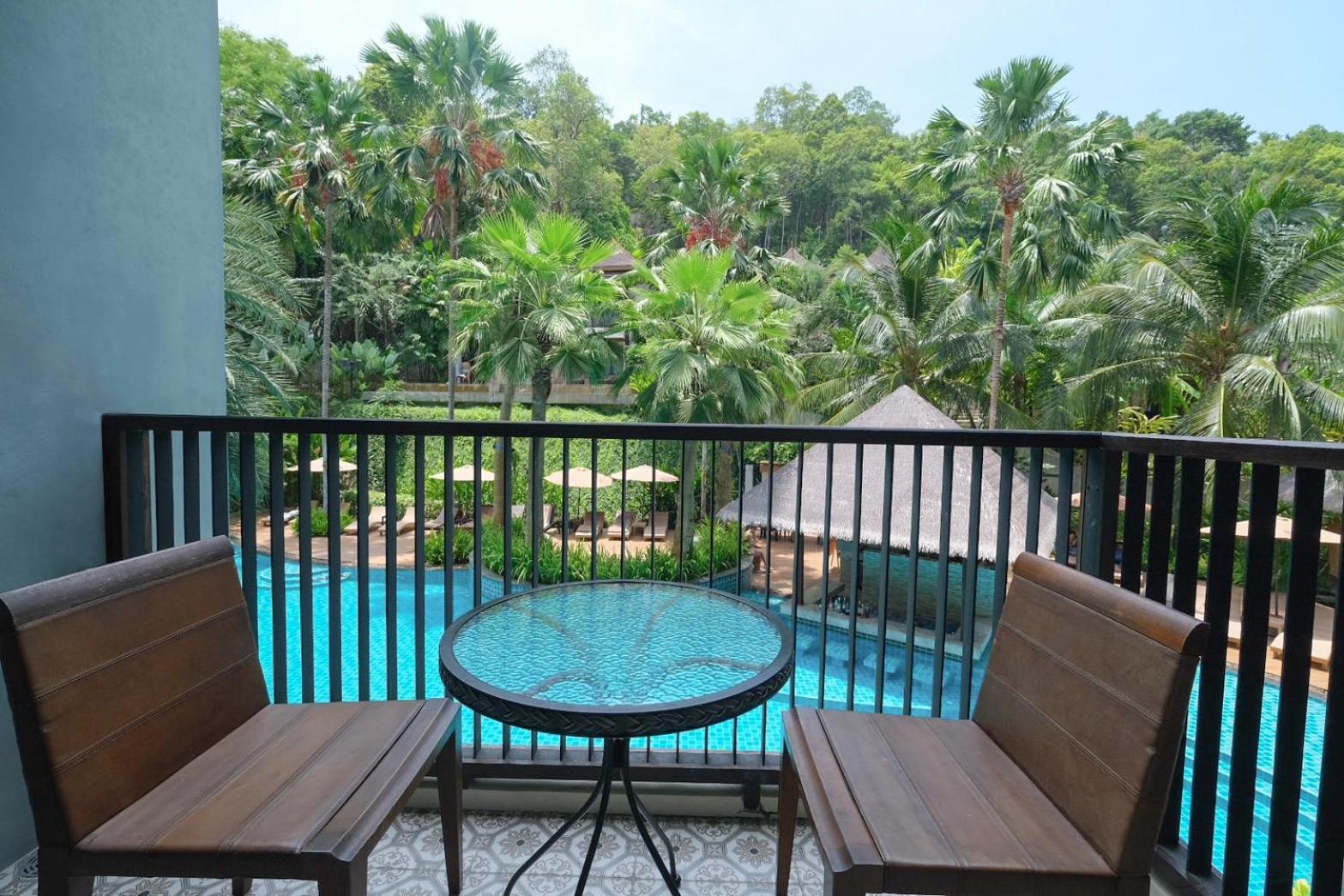 Premier Pool Mountain View