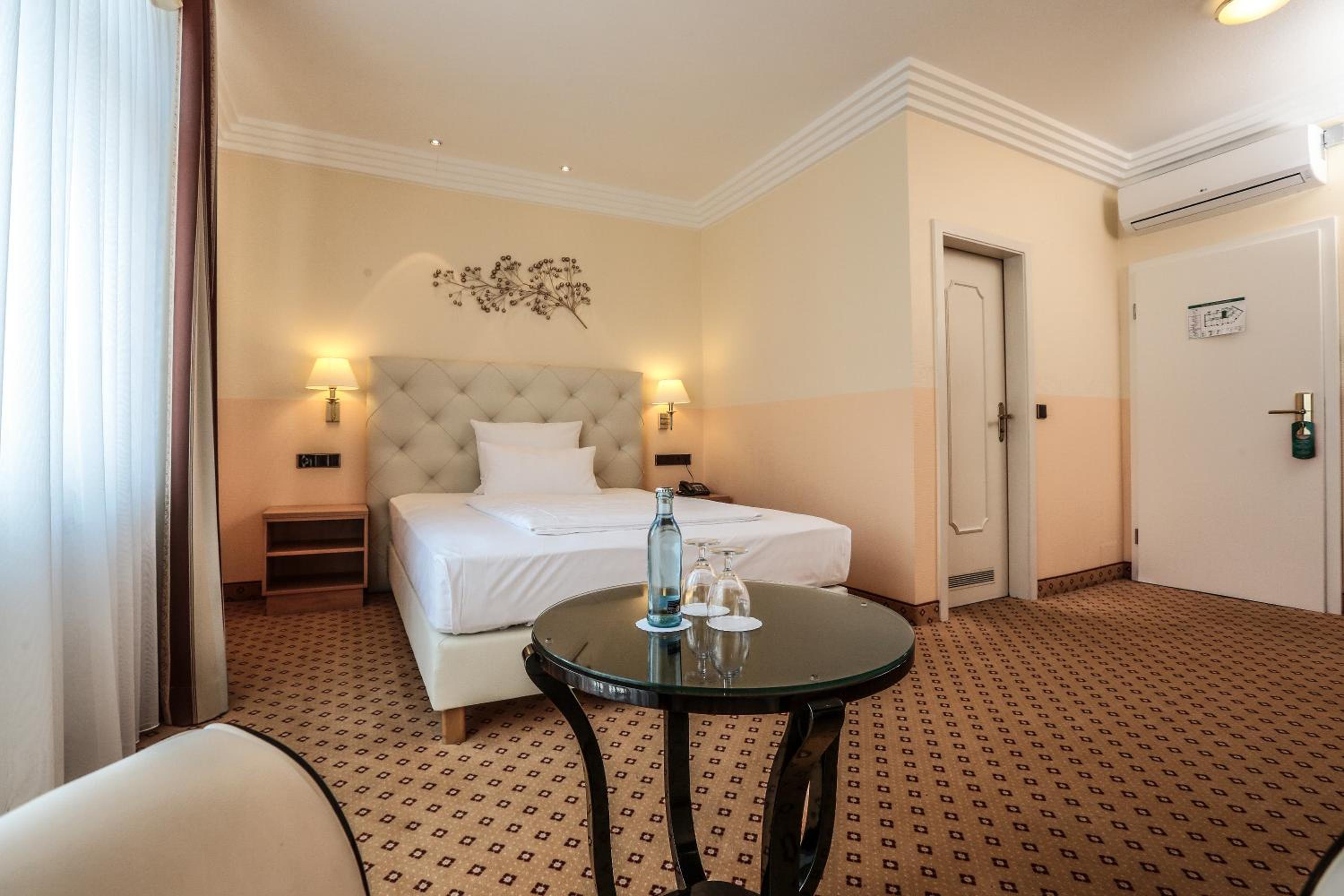 Comfort Single Room