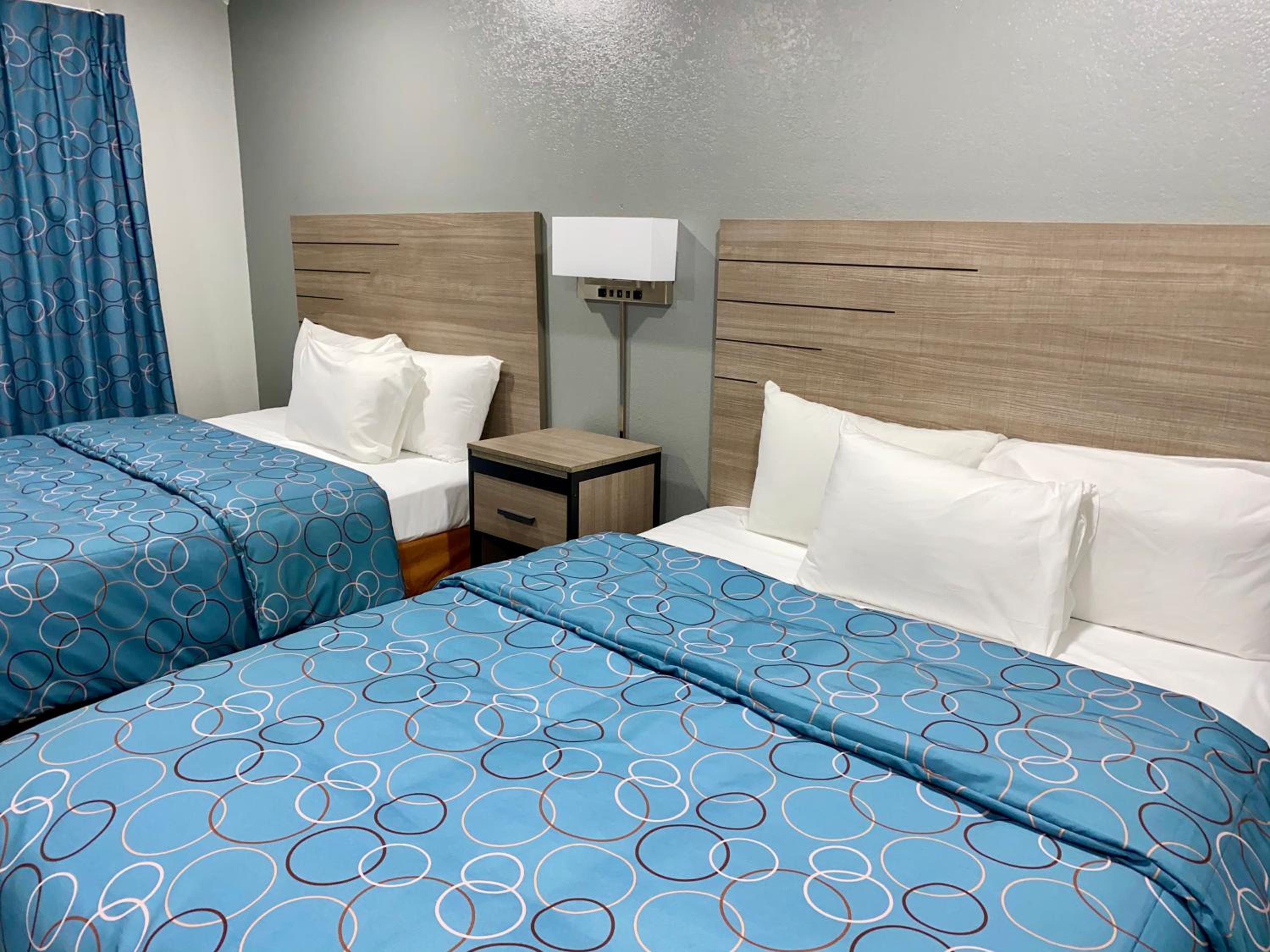 Deluxe Queen Room with Two Queen Beds