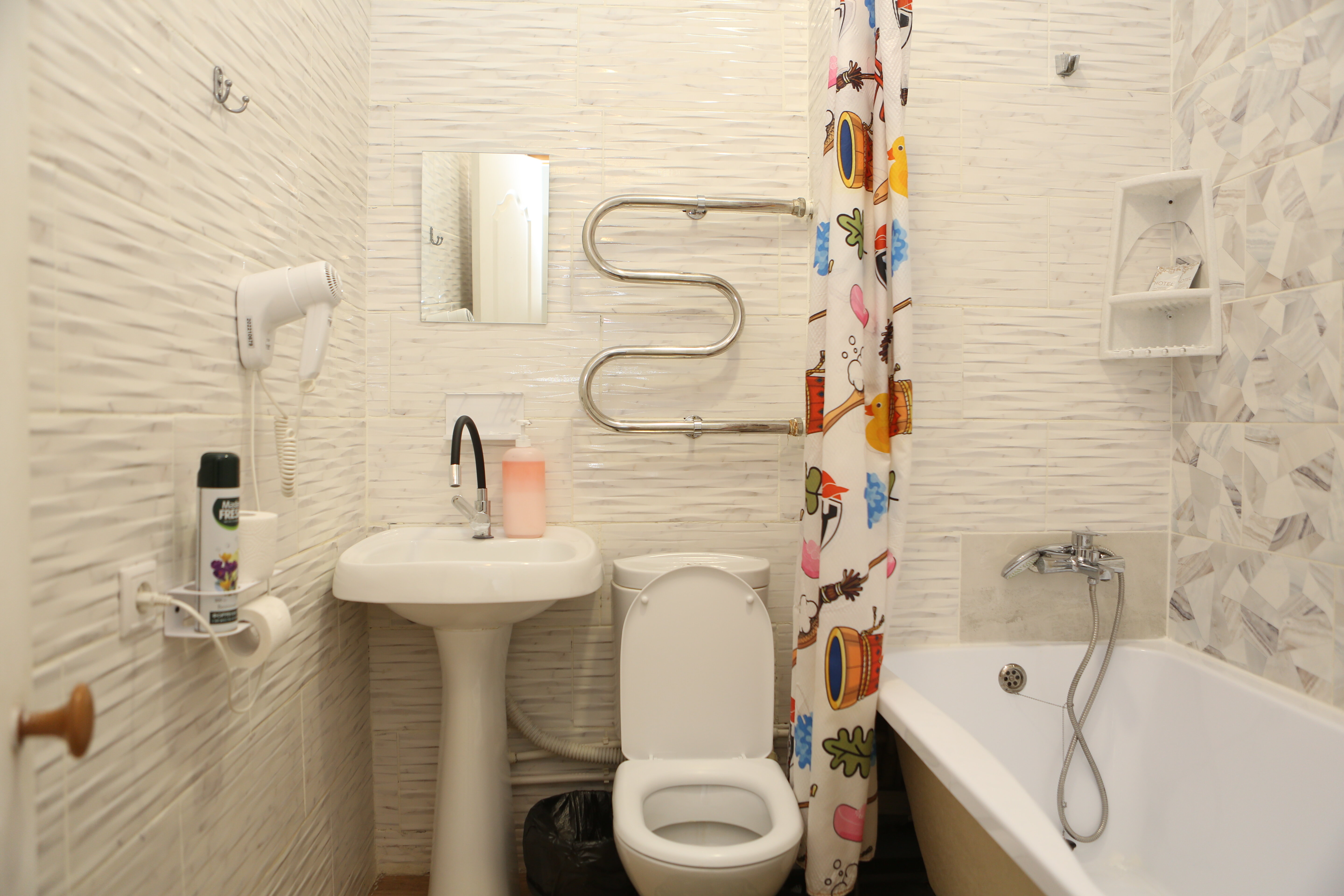 Двухместный номер с 2 отдельными кроватями и ванной