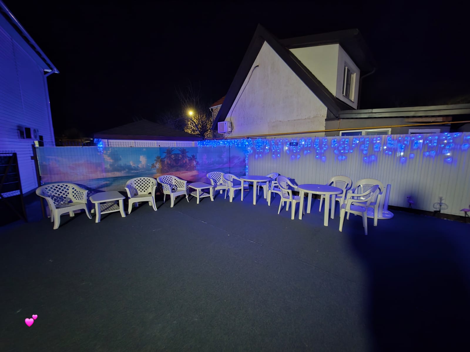 "Уютный дом"с зоной отдыха бассейном и спортзалом.